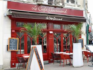 Abricotine Pousse Cafe